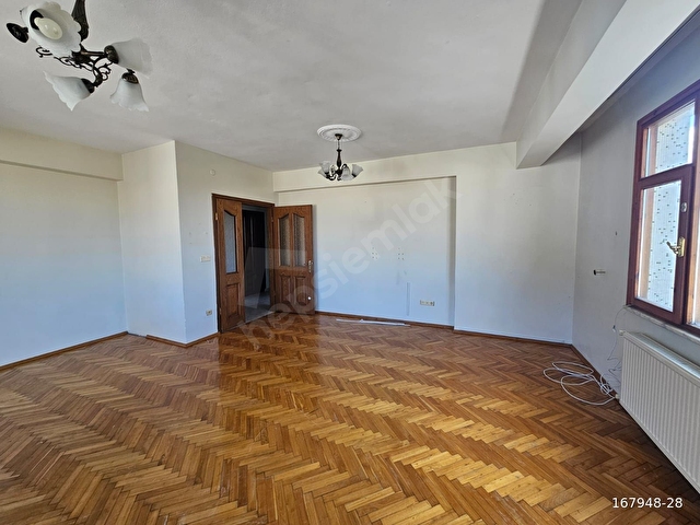 Çamlıcada 3+1 140 M2 Boğaz Manzaralı Taşınmaya Hazır Daire - Görsel 26