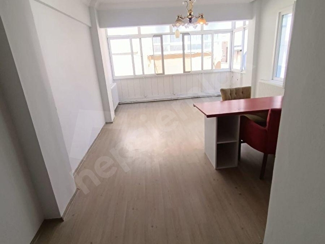 YASEMIN EMLAKTAN MERKEZ HARMANLAR MAH. 1 KAT 1+1 DAİRE - Görsel 2