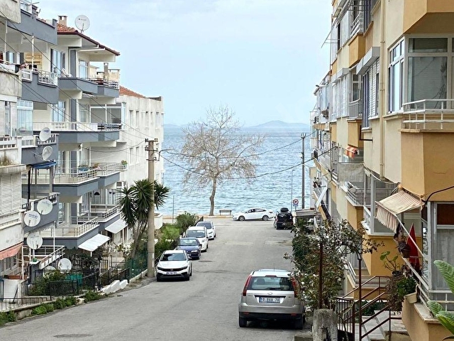 YASEMIN EMLAKTAN MERKEZ HARMANLAR MAH. 1 KAT 1+1 DAİRE