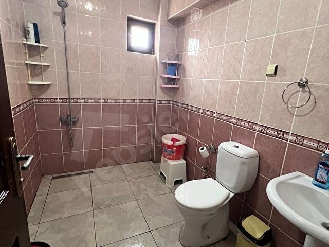BOZKUŞ EMLAKTAN MERKEZDE KATTA 3+1 MASRAFSIZ 125 M2 DAİRE. - Görsel 28