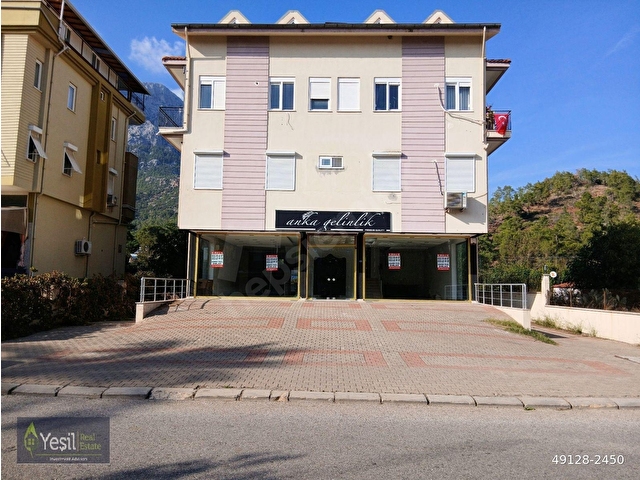 ARSLANBUCAKTA CADDE ÜZERİ GENİŞ KİRALIK MAĞAZA