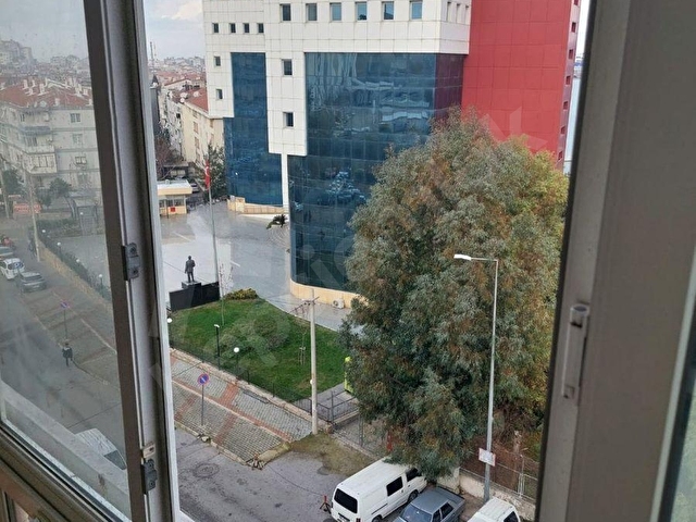 Karabağlar Kaymakamlık-Bozyaka Hastanesi-Köstence Köprüsü Arasında Satılık Daire 3+1 Doğalgaz 125m2 - Görsel 14