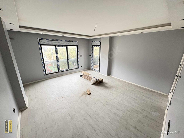 *Yakamoz Sitesinde 5+2 Teraslı İskanlı Asansörlü denize 100m2* - Görsel 17
