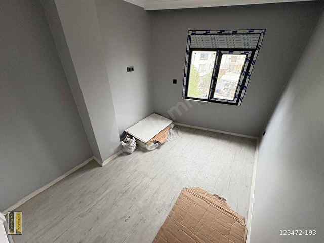 *Yakamoz Sitesinde 5+2 Teraslı İskanlı Asansörlü denize 100m2* - Görsel 28
