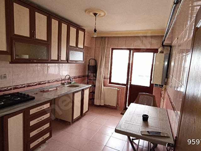 GİMSA YAKINI SATILIK DAİRE SÖZGENLERDEN