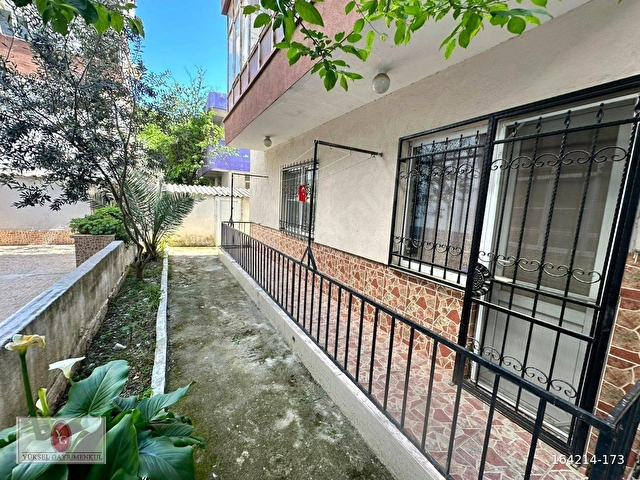 YÜKSELDEN AKÇAY MERKEZDE BAHÇE KULLANIMLI DENİZE 200mt 2+1 DAİRE - Görsel 2