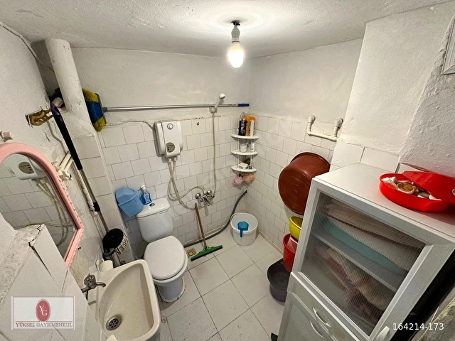 YÜKSELDEN AKÇAY MERKEZDE BAHÇE KULLANIMLI DENİZE 200mt 2+1 DAİRE - Görsel 17