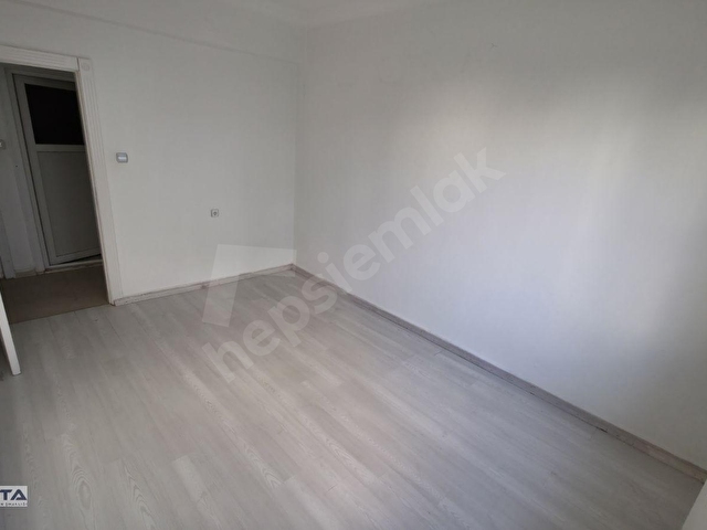 Ertuğrulgazi Mah. Satılık Garaj Tapulu 3+1 Giriş Kat Daire !! - Görsel 30