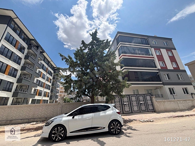 ZENTRALDEN HAMZAOĞLU GENİŞ 2+1 ARAKAT CAMBALKONLU SATILIK DAİRE