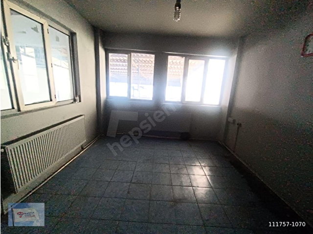 TEKSAN SANAYİDE ÖN VE ARKA CEPHELİ KİRALIK 340 M2, ÇİFT İŞYERİ - Görsel 3