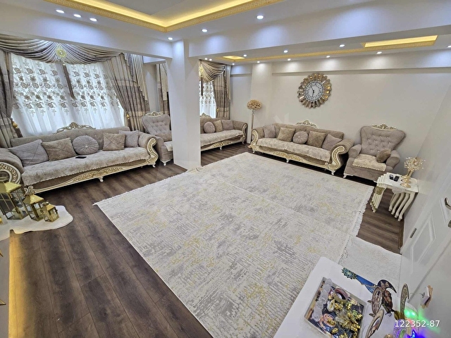 ŞAHİN İNŞAAT..4+2...DUBLEX..250M2..FERAH...