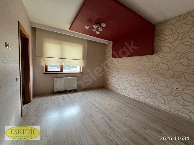 Bağlıca Girişinde Kiralık 5+1+kiler  Daire - Görsel 23