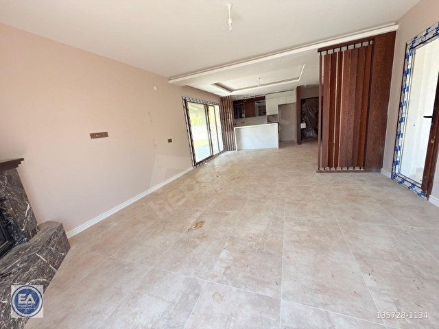 Kuşadası Davutlar bölgesinde 3+1 müstakil satılık villa - Görsel 27