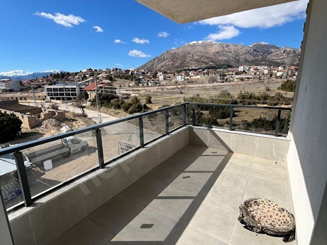 ANTALYA ELMALI İLÇESİNDE OTOGAR VE DEVLET HASTANESİ YAKININDA 3+1 140m2 EŞYASIZ KİRALIK DAİRE - Görsel 17