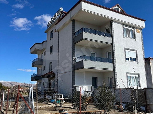ANTALYA ELMALI İLÇESİNDE OTOGAR VE DEVLET HASTANESİ YAKININDA 3+1 140m2 EŞYASIZ KİRALIK DAİRE - Görsel 22