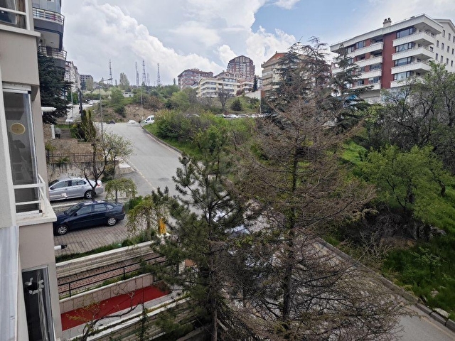 DİKMEN CADDESİ AKPINAR DA ARA KATTA GENİŞ 3+1 KİRALIK - Görsel 15