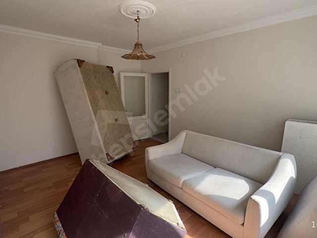 Yalova Merkezde Yatırımlık ve Oturuma Uygun 2+1 Daire - Görsel 5