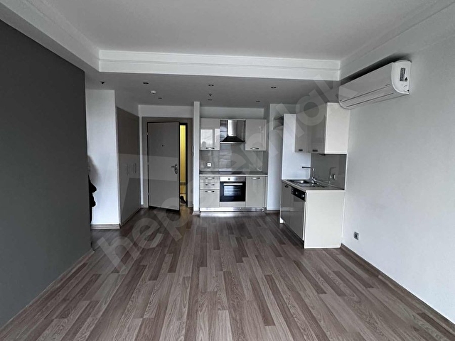 AZİM EMLAK TEKNİK YAPI METROPARK SİTESİNDE BOŞTESLİM SATILIK 1+1 - Görsel 3
