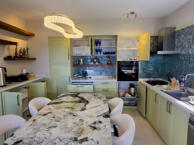 GÖCEK DE FULL EŞYALI MÜSTAKİL HAVUZLU DENIZ MANZARALI 4+1 VILLA - Görsel 18