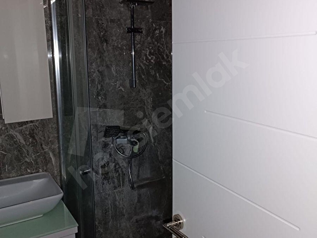 ÇARŞI REZİDANSTA KİRALIK LÜKS 1+0 STÜDYO DAİRE - Görsel 22