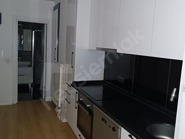 ÇARŞI REZİDANSTA KİRALIK LÜKS 1+0 STÜDYO DAİRE - Görsel 11