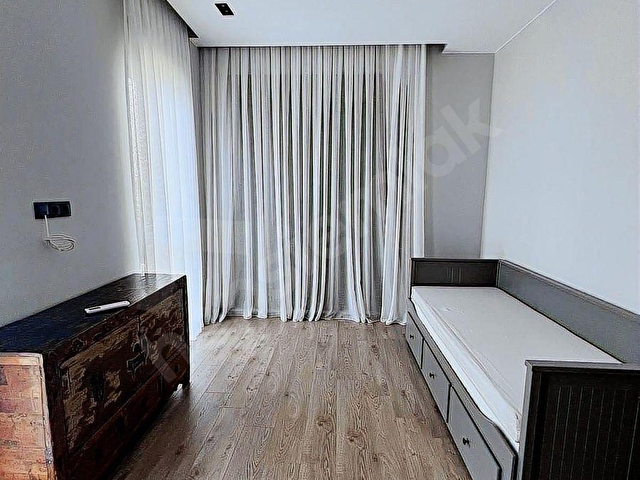 ALTINTAŞ ALLURE SİTESİNDE EŞYALI KİRALIK 4+1 DOĞALGAZLI VİLLA - Görsel 14