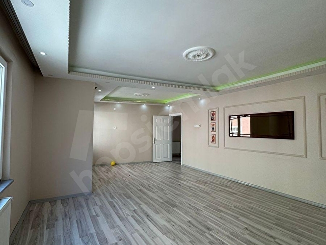 ÇORLU REŞADİYE MAHALLESİNDE MERKEZİ KONUMDA SATILIK 2+1 120 M2 - Görsel 9