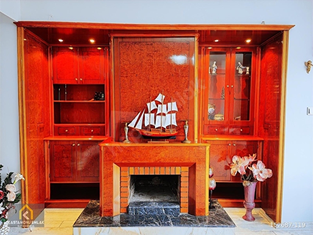 KASTAMONU EMLAK GAYRİMENKULDEN ANACADDE LÜKS SATILIK 4+1 DAİRE - Görsel 6