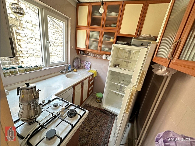 REKORDAN CEVHER SOKAKTA METROYA ÇOK YAKIN 2+1 4.KAT KOMBİLİ SATILIK DAİRE - Görsel 10