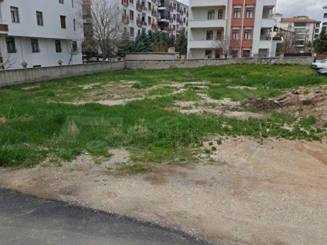 AKSARAY MERKEZ HASSASTA SATILIK 1.196 M2 KÖŞE KONUT ARSASI