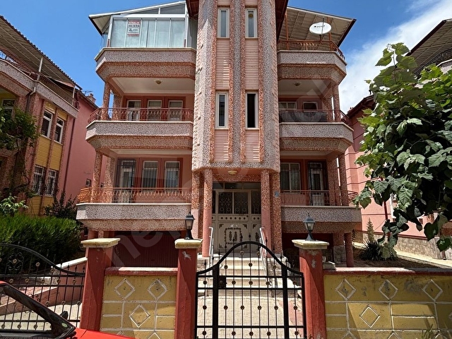 ZER GAYRİMENKUL’den Şeyh Şamil Mah. Kiralık Eşyalı Teras Kat