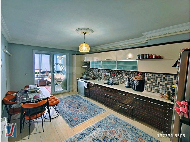 UYTUNDAN EDREMİT GAZİCELALDE GENİŞ FERAH 3+1 SATILIK DAİRE - Görsel 4