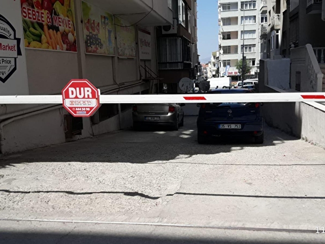 Izmir Hatay Inonu Caddesi Yani Asansorlu Otoparkli Kose Daire 118662 145 Hurriyet Emlak