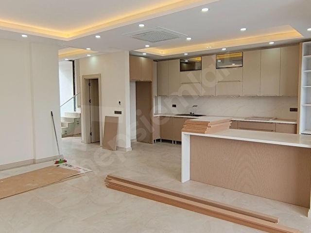 🇹🇷🇷🇺🏡 Acil Satılık Sıfır İkiz 4+1 Villa 210 m² – Döşemealtı / Altınkale Mahallesi - Görsel 2