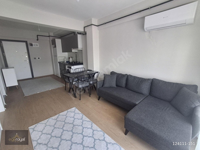 Doğalgazlı, Yerden Isıtmalı, Sıfır Eşyalı Kiralık 1+1 Daire - Görsel 2