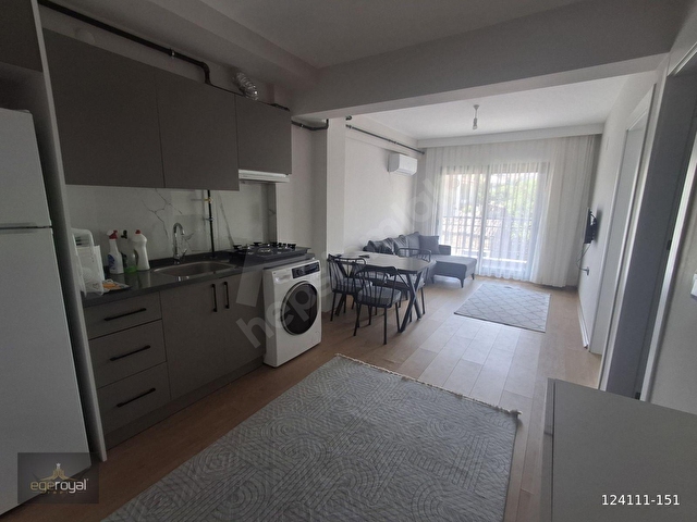 Doğalgazlı, Yerden Isıtmalı, Sıfır Eşyalı Kiralık 1+1 Daire - Görsel 8