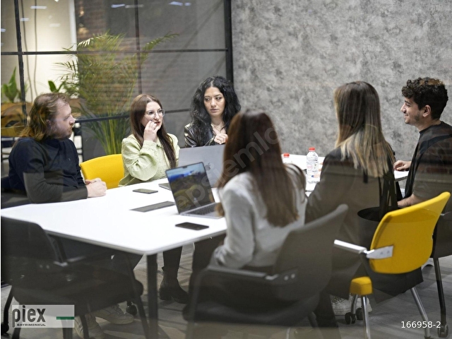 Alsancakta Sanal Ofis + Ortak Çalışma Alanı Kullanımı - Görsel 8
