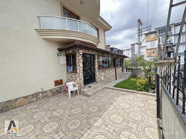 BAHÇELİ 2+1 80 M2 YERDEN ISITMALI