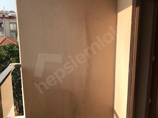 HÜRRİYET MAHALLESİNDE ARA KAT ÇİFT CEPHE 2+1 DAİRE - Görsel 13