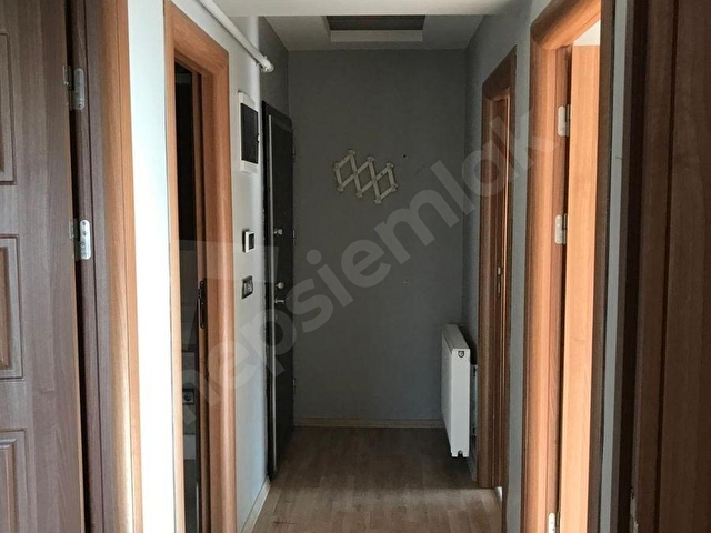 HÜRRİYET MAHALLESİNDE ARA KAT ÇİFT CEPHE 2+1 DAİRE - Görsel 8