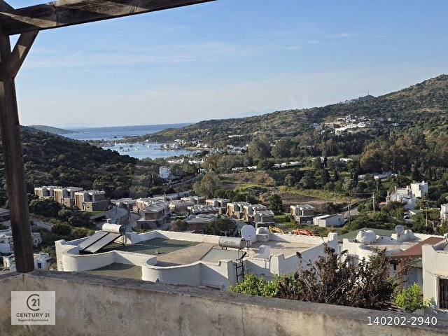 Bodrum Tadilatı Olan  Deniz Manzaralı Müstakil Ev - Görsel 12