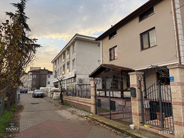 TEKIRDAĞ DEĞIRMENALTI MAHALLESINDE SATILIK BAHÇELI VE TERASLI MÜSTAKIL EV – İŞYERI KULLANIMINA UYGUN - Görsel 3