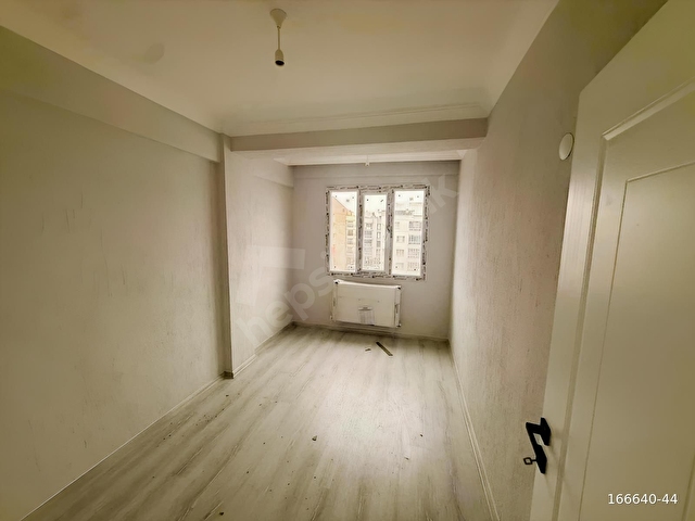 CADDE ÜSTÜ SIFIRBİNA 2+1 BÜTÜN DEVLET KURUMLARINA ÇOK YAKIN - Görsel 10