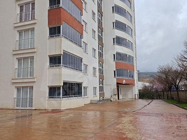 TOPÇAM KULE EVLERİNDE SATILIK MANZRALI 4+1 - Görsel 6