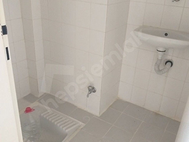 ÇİĞLİ YAKAKENTTE DOĞALGAZLI KİRALIK LÜKS DAİRE - Görsel 11