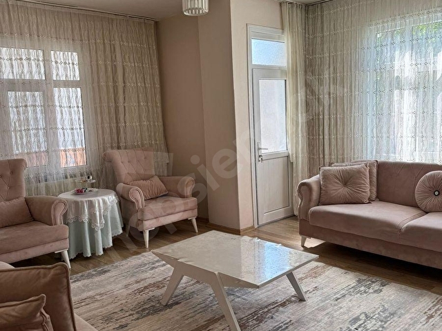 Kanarya da Toplu Taşımaya Çok Yakın 2+1 Satılık Daire - Görsel 11