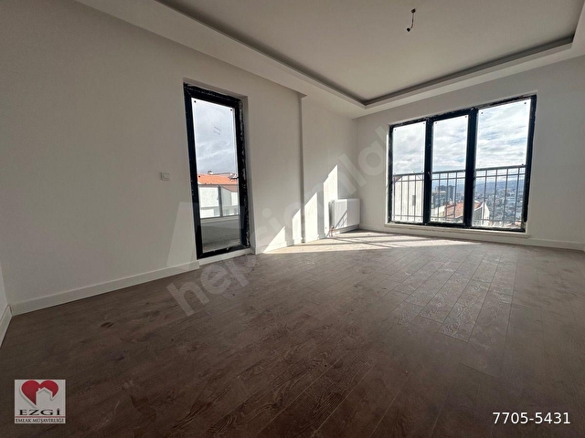 MÜRSEL ULUÇ DA SIFIR ASANSÖRLÜ MANTOLAMALI  ALTINDA DAİRE VAR  BALKONLU - Görsel 8