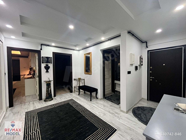 REMAX MODEL DEN KINIKLI MAHALLESINDE 4+1 SATILIK LÜKS DAIRE - Görsel 6