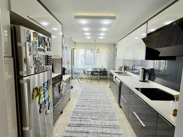 OVACIK GÜMÜŞ ŞEHİRDE ÖN CEPHE ÜST KAT LÜX YAPILI 4+1 DAİRE