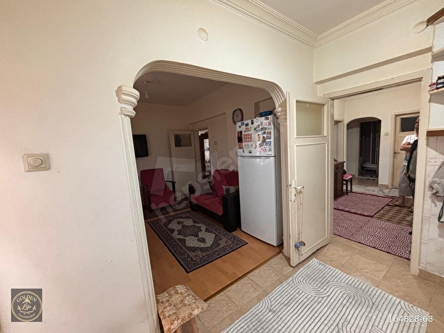 DEMETEVLER METROSUNA YÜRÜME MESAFESİNDE SATILIK DAİRE - Görsel 8